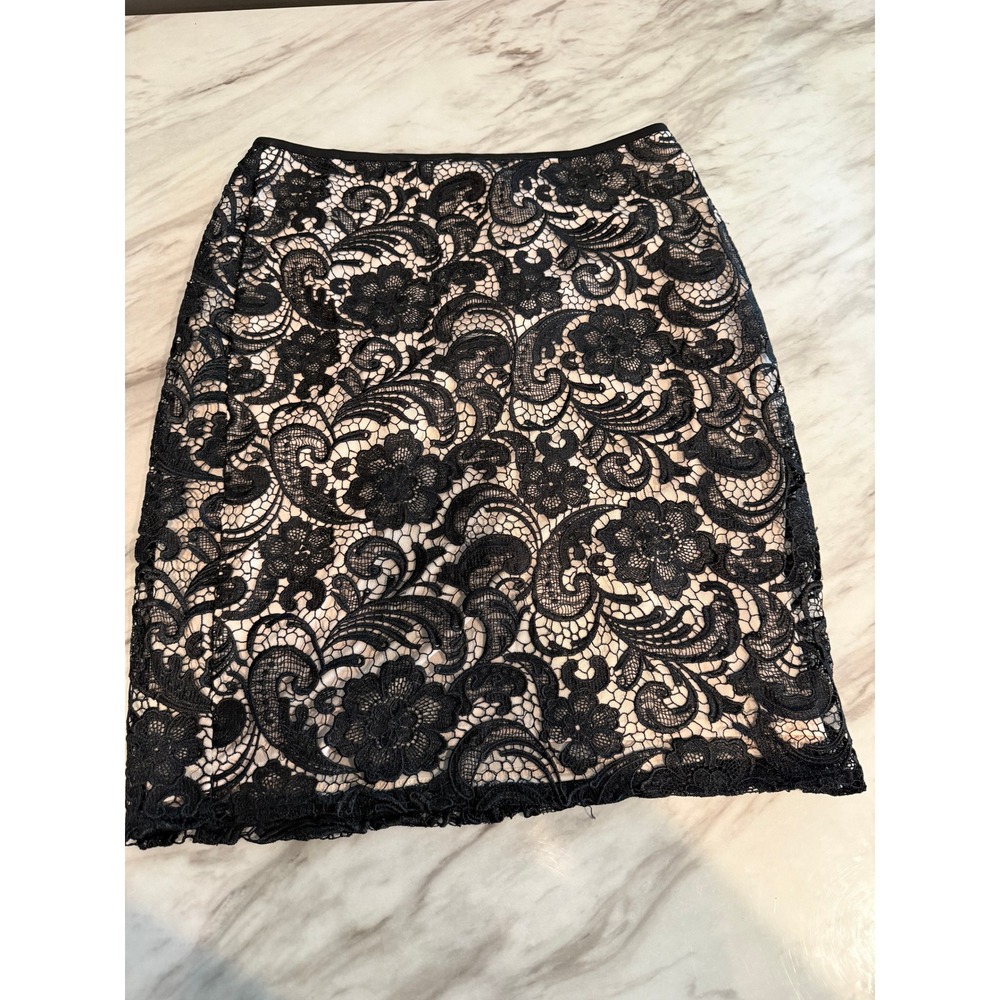 H&M Black Floral Guipure Lace Mini Skirt Back Zip Lined Women Size Large L